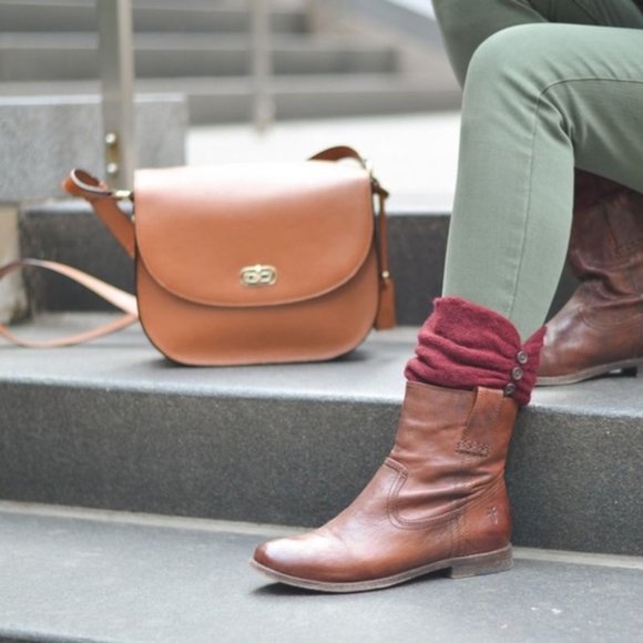 Frye Anna Shortie Black Leather Cute Casual Streetwear Pull On Ankle Booties - Picture 7 of 16